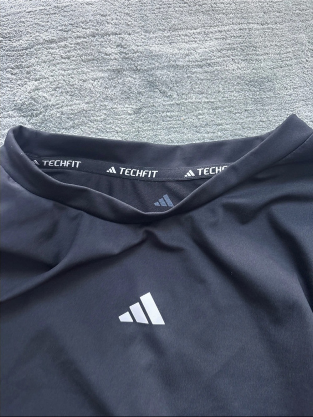 Adidas Black Techfit Short Sleeve Performance Shirt - Picture 2 of 4